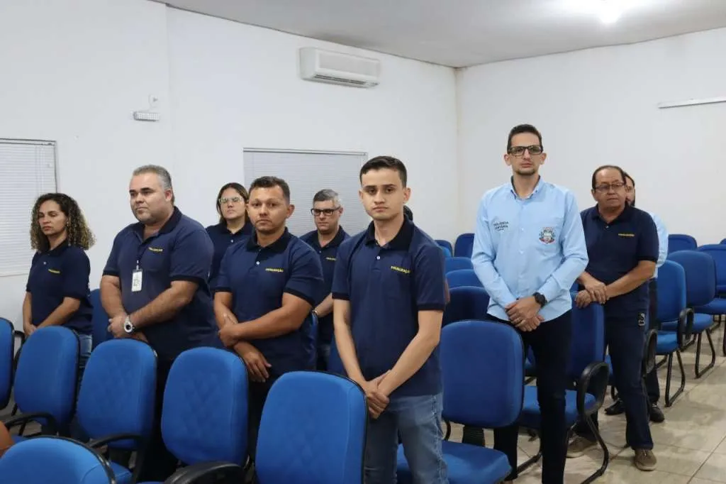 Servidores da vigilância acompanharam a votação no plenário da Câmara